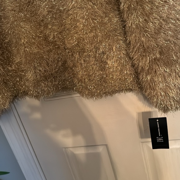 INC metallic gold sweater NWT XL - Picture 6 of 10